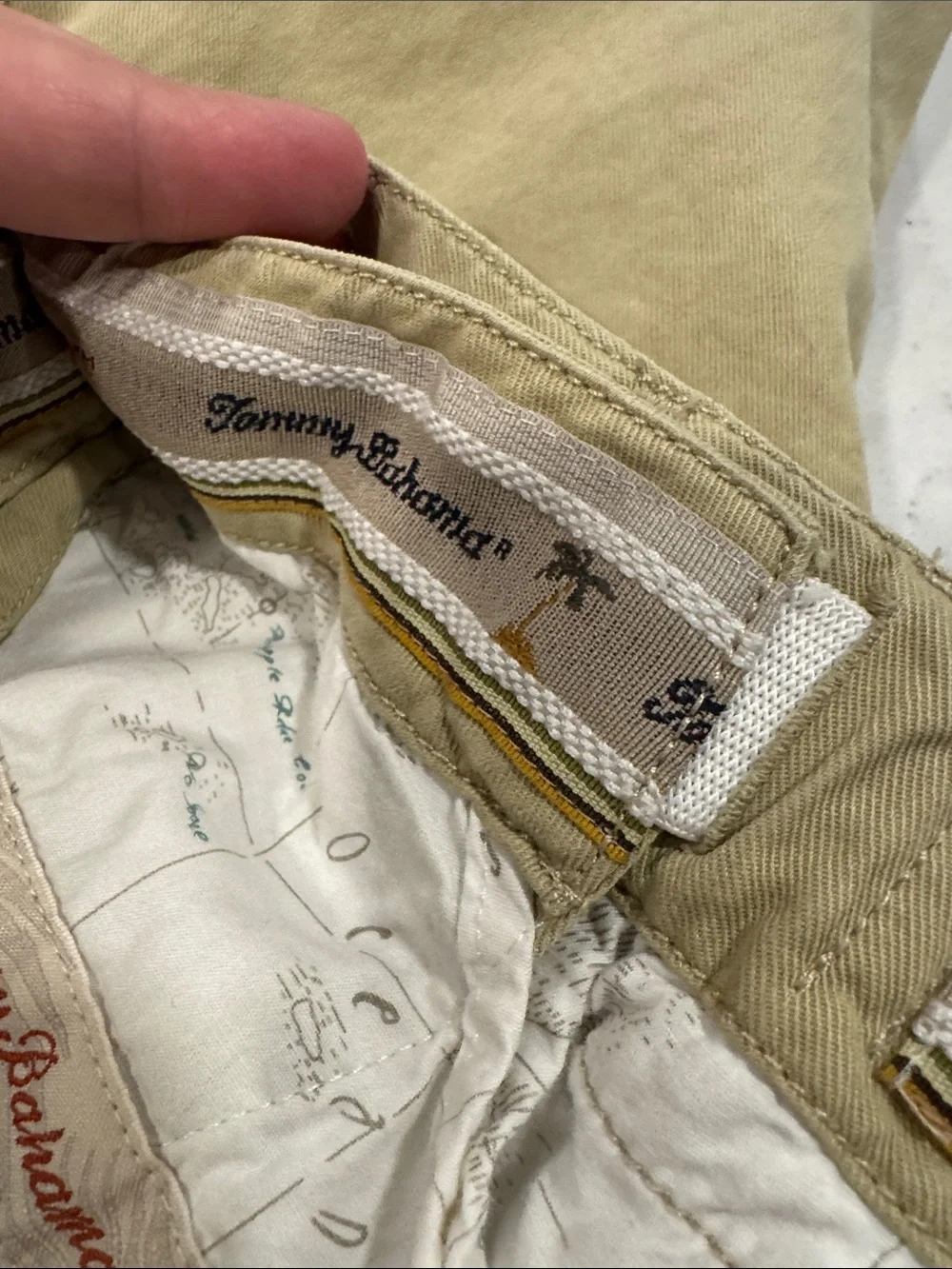 Tommy Bahama Relax Mens 38 Classic Khaki Soft Shorts Multi Pockets Elastic Waist